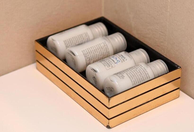 اتاق لوکس چهار تخته, Olimpia Residence