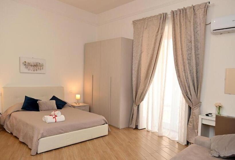 اتاق لوکس چهار تخته, Olimpia Residence