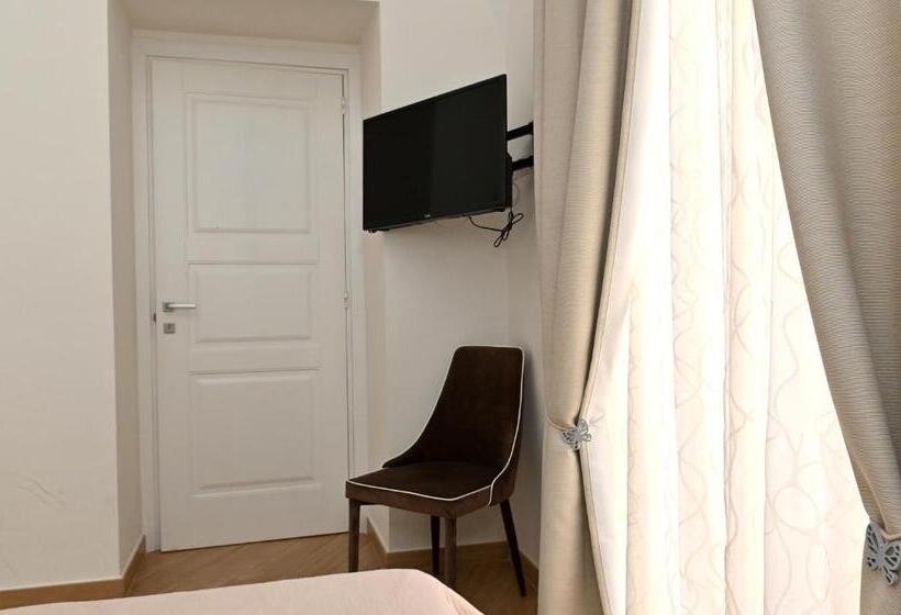 اتاق لوکس, Olimpia Residence