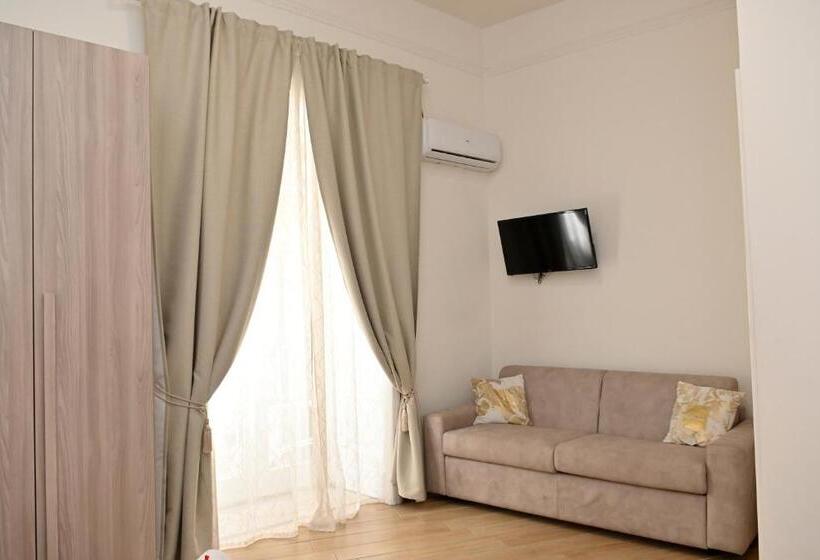 اتاق استاندارد چهار تخته, Olimpia Residence