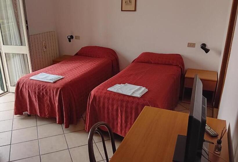 غرفة قياسية فردية, San Francesco Inn