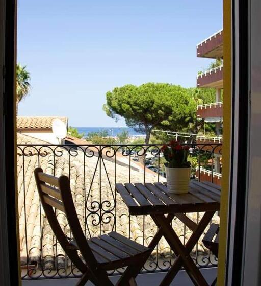 オーシャンビューデラックスルームバルコニー付き, Xenia, B&b Soverato