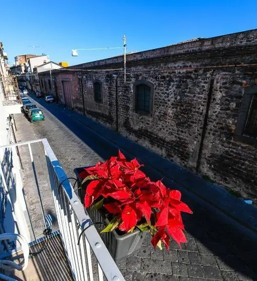 اتاق خانوادگی, Antica Catania B&b