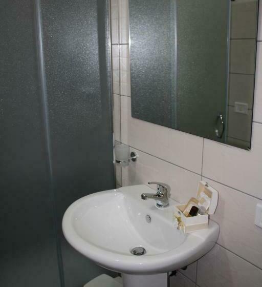 חדר סטנדרט, B&b Borgo Pileri