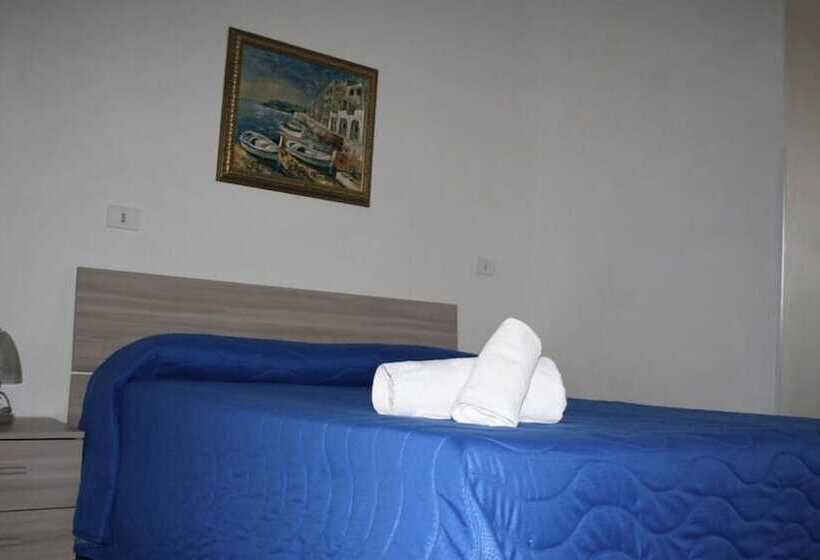 اتاق استاندارد سه نفره, B&b Borgo Pileri