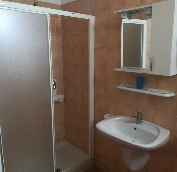 اتاق استاندارد یک نفره, B&b Ciampino
