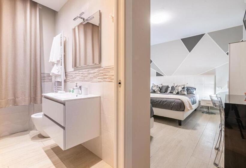 اتاق استاندارد سه نفره, B&b La Stella