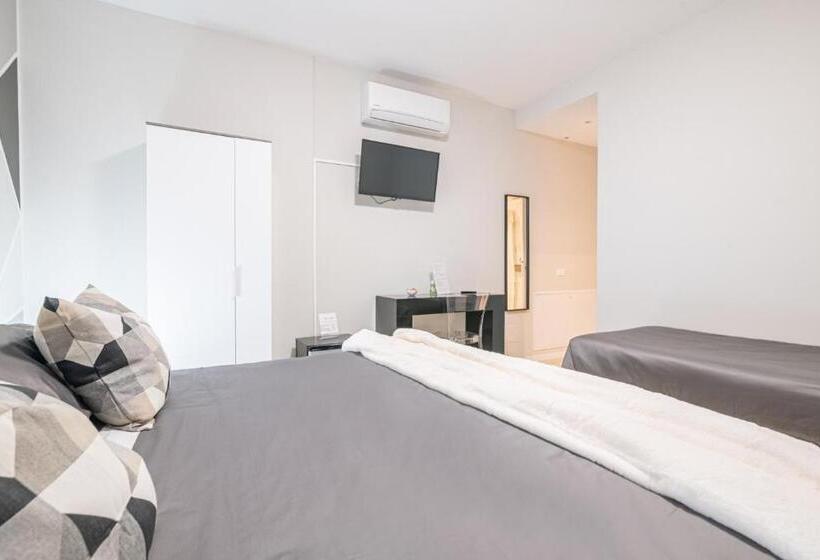 اتاق استاندارد سه نفره, B&b La Stella