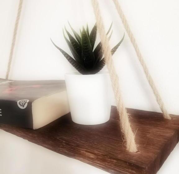 经济房, Tre Orologi