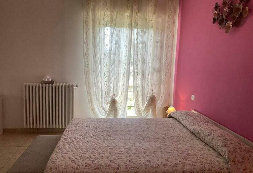חדר סטנדרט לשלושה, B&b Casa Losea