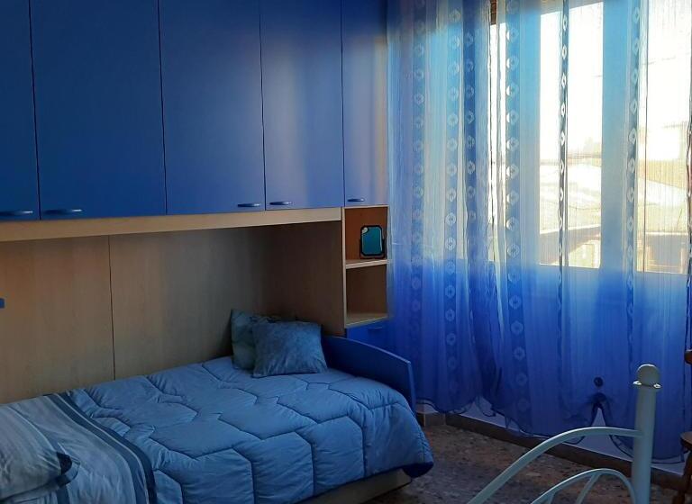 标准三人间共用浴室, B&b Da Andreina