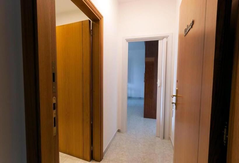 غرفة قياسية, B&b Tra Gli Ulivi