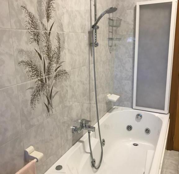 غرفة قياسية, B&b Tra Gli Ulivi