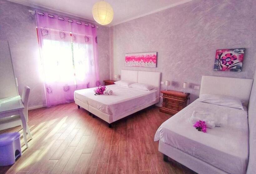 اتاق لوکس با چشم‌انداز باغ, La Bouganville B&b