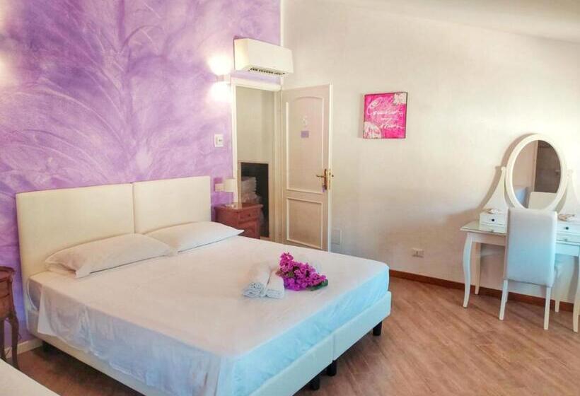 اتاق سوپریور سه تخته, La Bouganville B&b