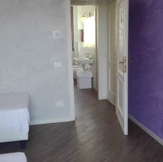 اتاق لوکس, La Bouganville B&b