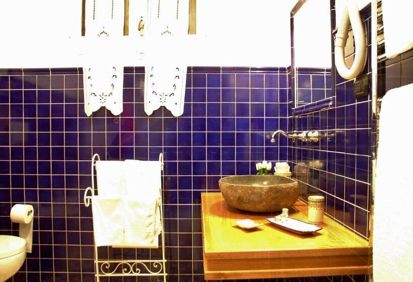 اتاق لوکس, L Una Di Notte