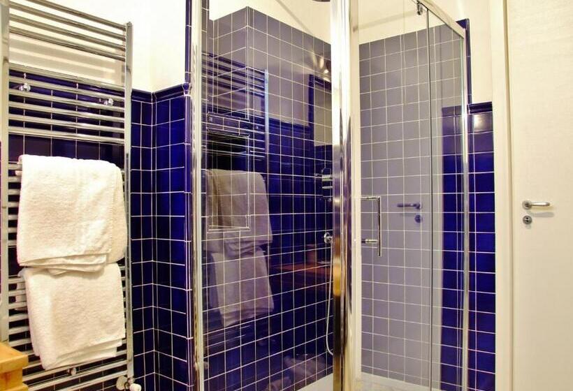 اتاق لوکس, L Una Di Notte