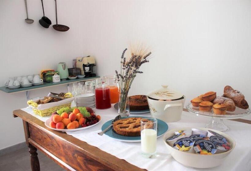 Basic Oda, Li Perrini Boutique B&b