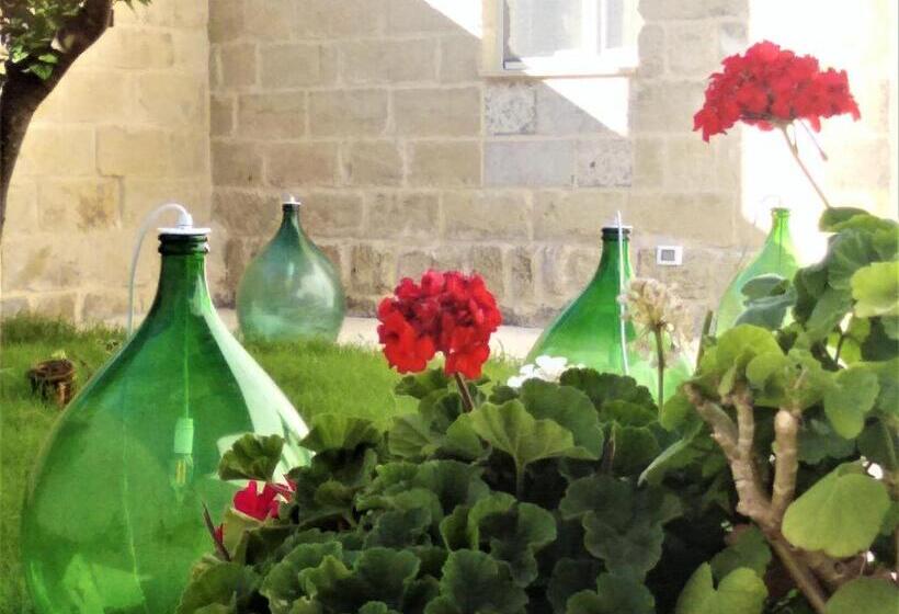 Basic Oda, Li Perrini Boutique B&b