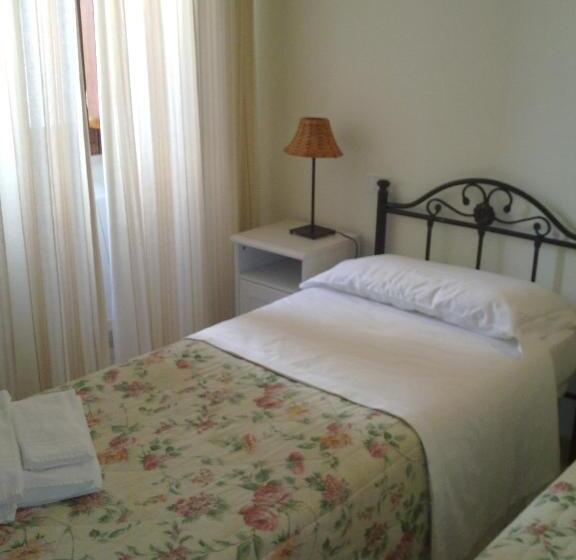 غرفة قياسية رباعية, Locanda Maja B&b