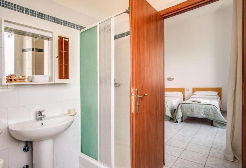 Четырехместный Номер Стандарт, Villa Mg
