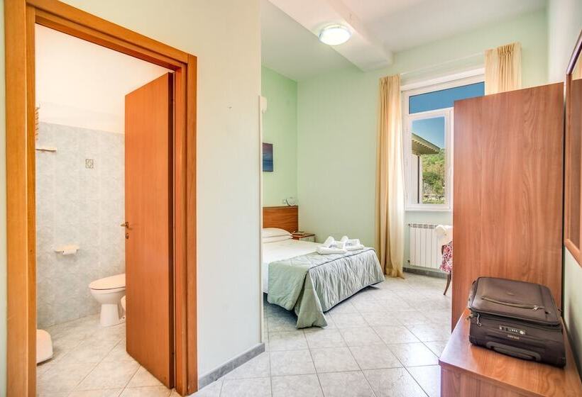 Номер Стандарт, Villa Mg