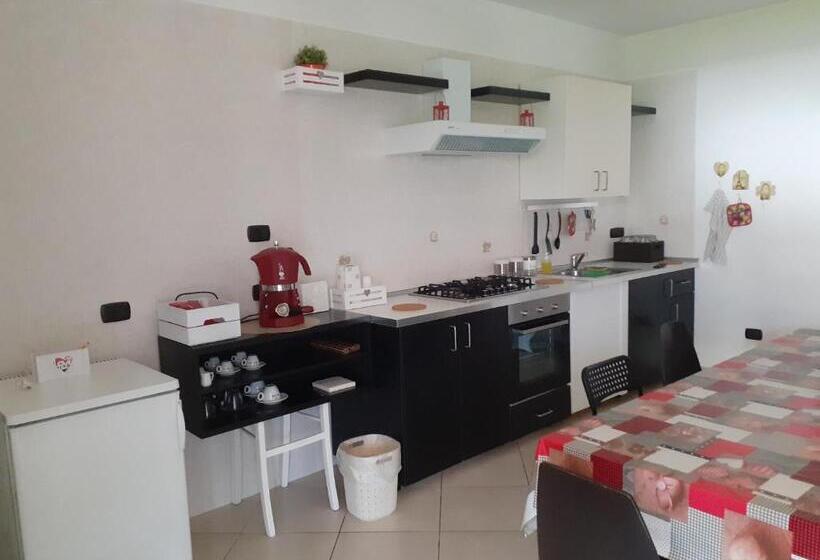 غرفة قياسية ثلاثية, La Maison Di Sara