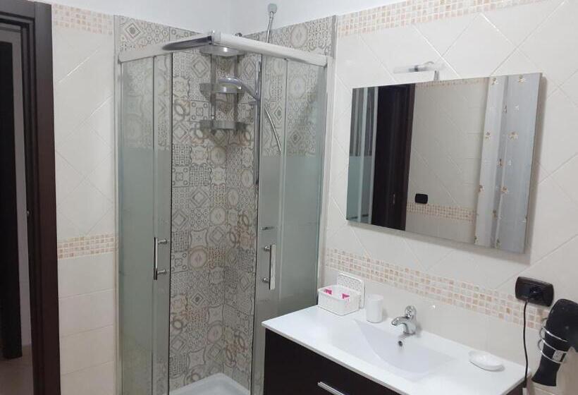 غرفة قياسية ثلاثية, La Maison Di Sara