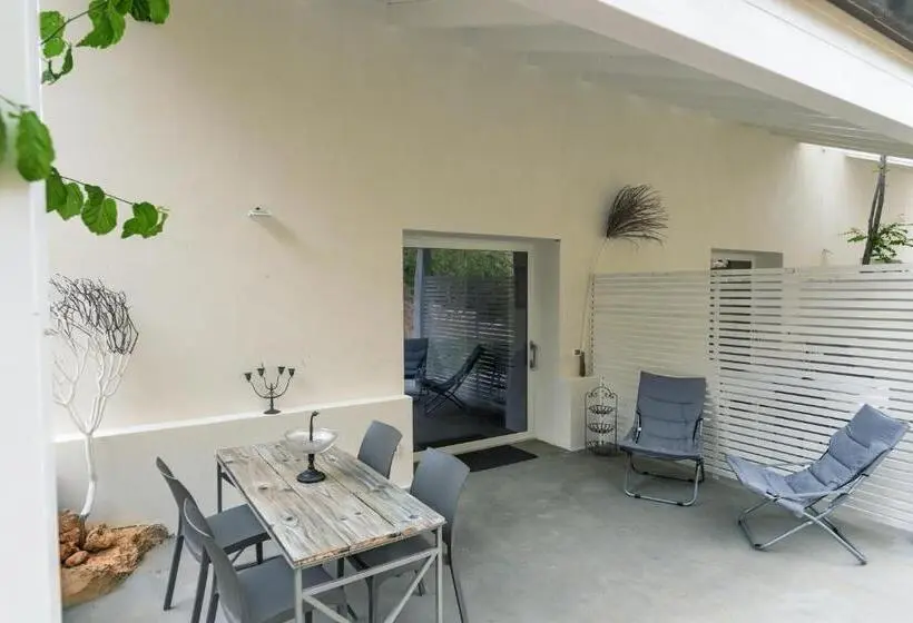 سوییت لوکس, Naturarte Guesthouse