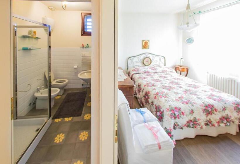 バス共有のスタンダードルーム, Cascina Vecchia Alpacas B&b