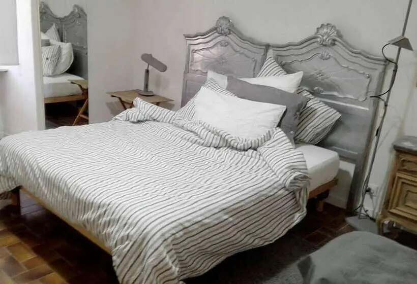 اتاق استاندارد, Virginias B&b