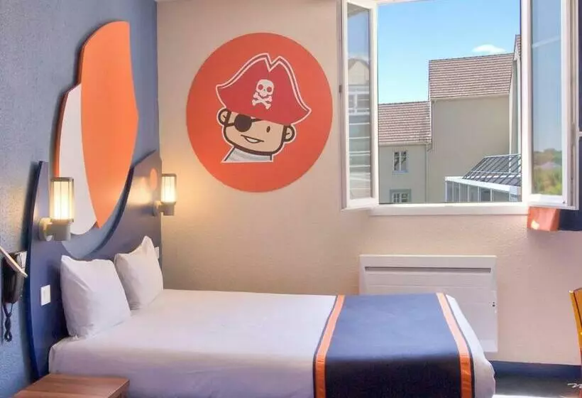 スタンダード４人部屋, Explorers Hotel Marne La Vallée
