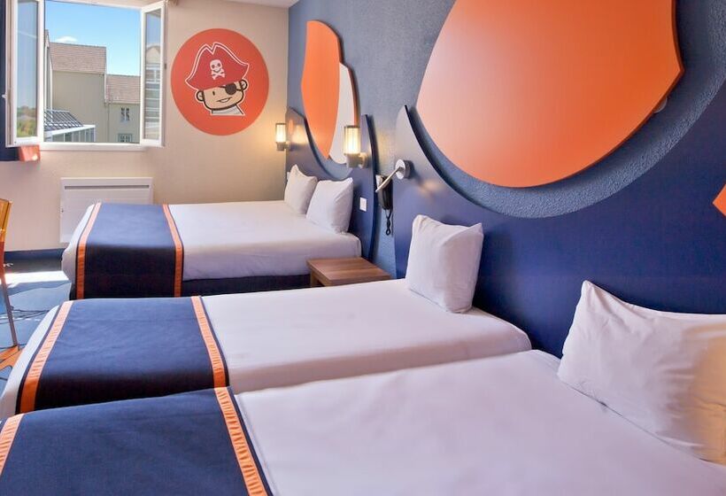 Четырехместный Номер Стандарт, Explorers Hotel Marne La Vallée