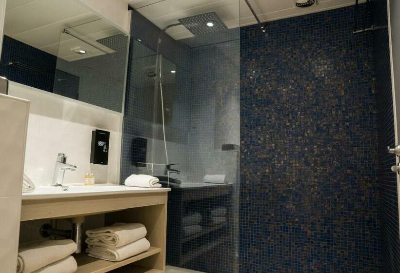 スイート, Explorers Hotel Marne La Vallée