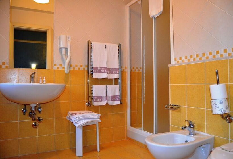 Номер Стандарт, Diana