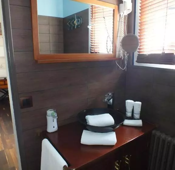 Superior Room, Hôtel   Restaurant   Salon De Thé Le Beauséjour