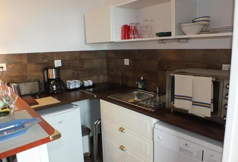 Апартаменты 1 Спальня Вид на Море, Hôtel   Restaurant   Salon De Thé Le Beauséjour