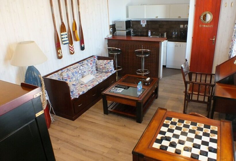 Апартаменты 1 Спальня Вид на Море, Hôtel   Restaurant   Salon De Thé Le Beauséjour