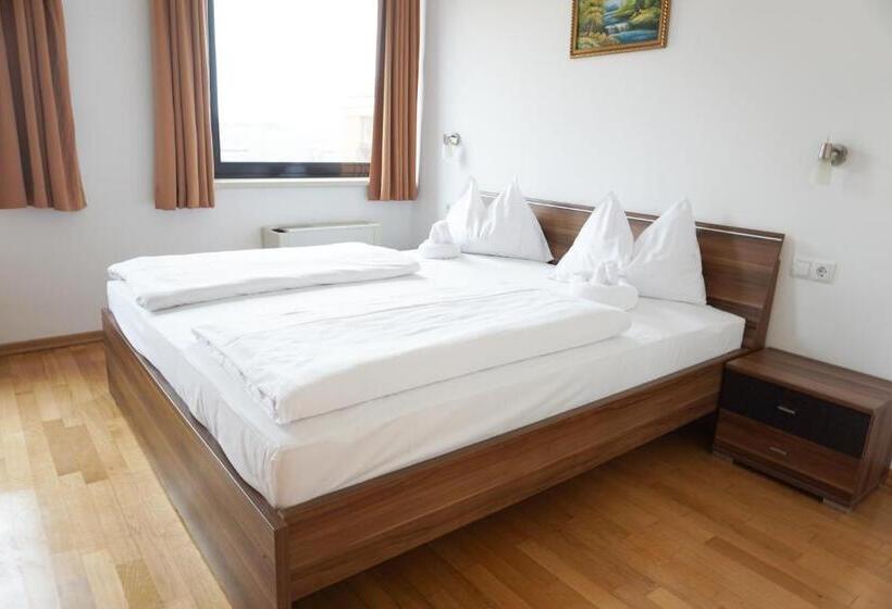 标准三人间, Kaffeemuhle