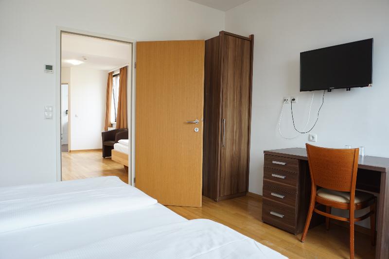 标准三人间, Kaffeemuhle