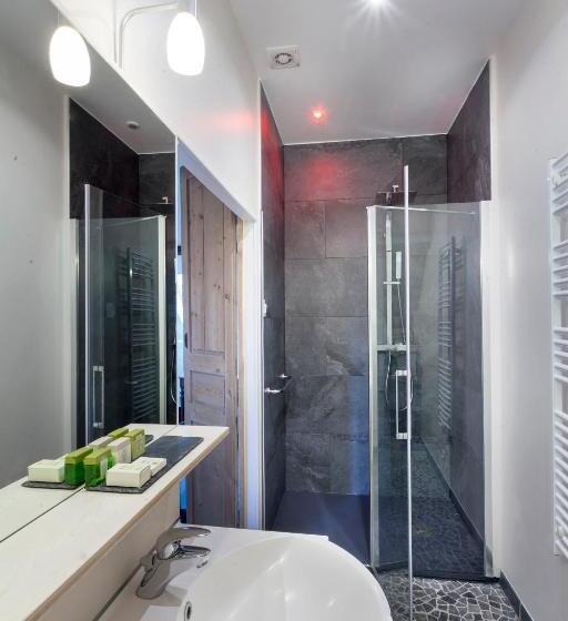 Pokój Club, Logis La Ferme Du Vert