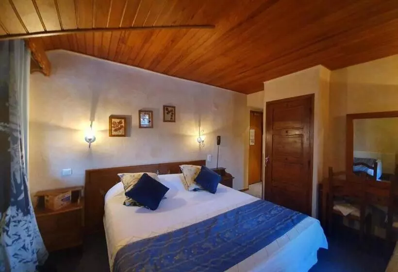 Classic-huone terassilla, Le Chalet Suisse