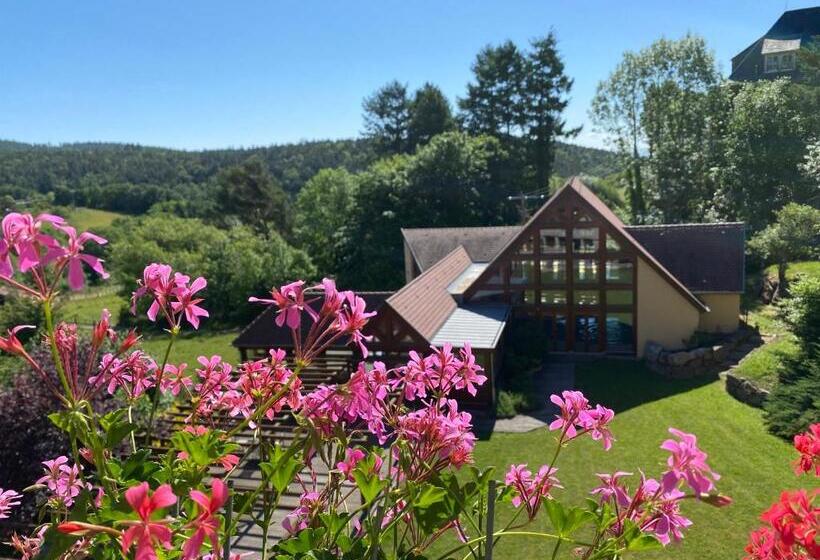 コンフォートルーム, Le Clos Des Sources Hôtel & Spa
