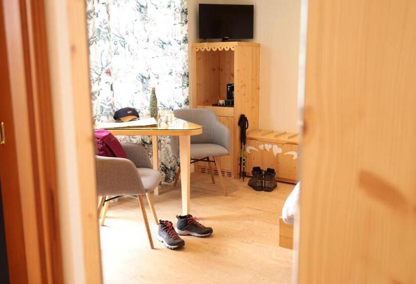 コンフォートルーム, Le Clos Des Sources Hôtel & Spa