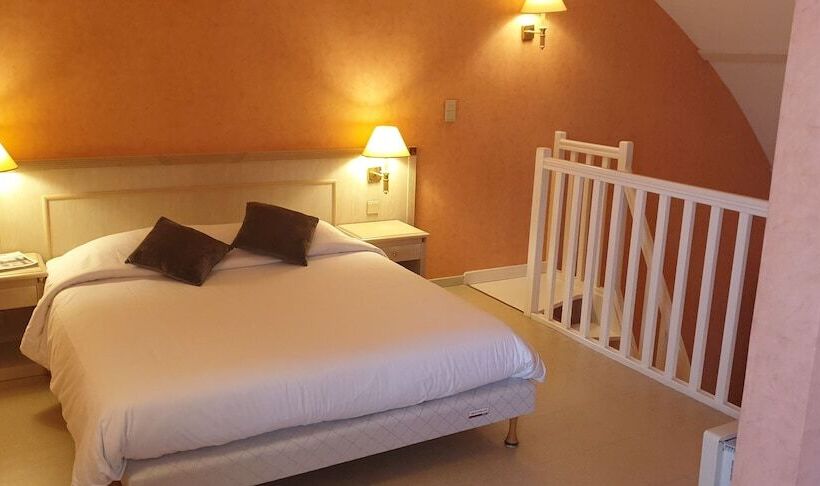 Четырехместный Номер Стандарт, Logis L Auberge Bourbonnaise