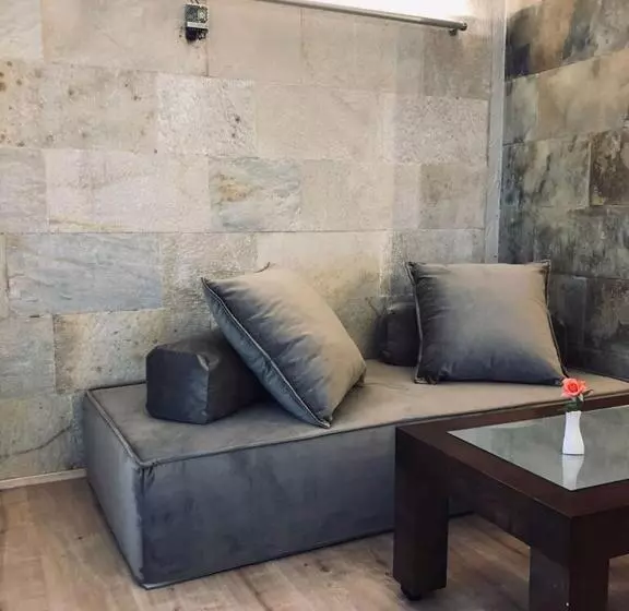 اتاق لوکس با چشم‌انداز استخر, Boutique Mas Passamaner
