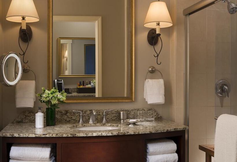 غرفة ديلوكس ذات إطلالة, River Terrace Inn, A Noble House