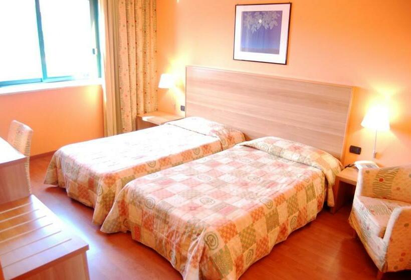 Номер Стандарт, Romanisio