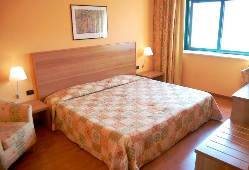 Номер Стандарт, Romanisio